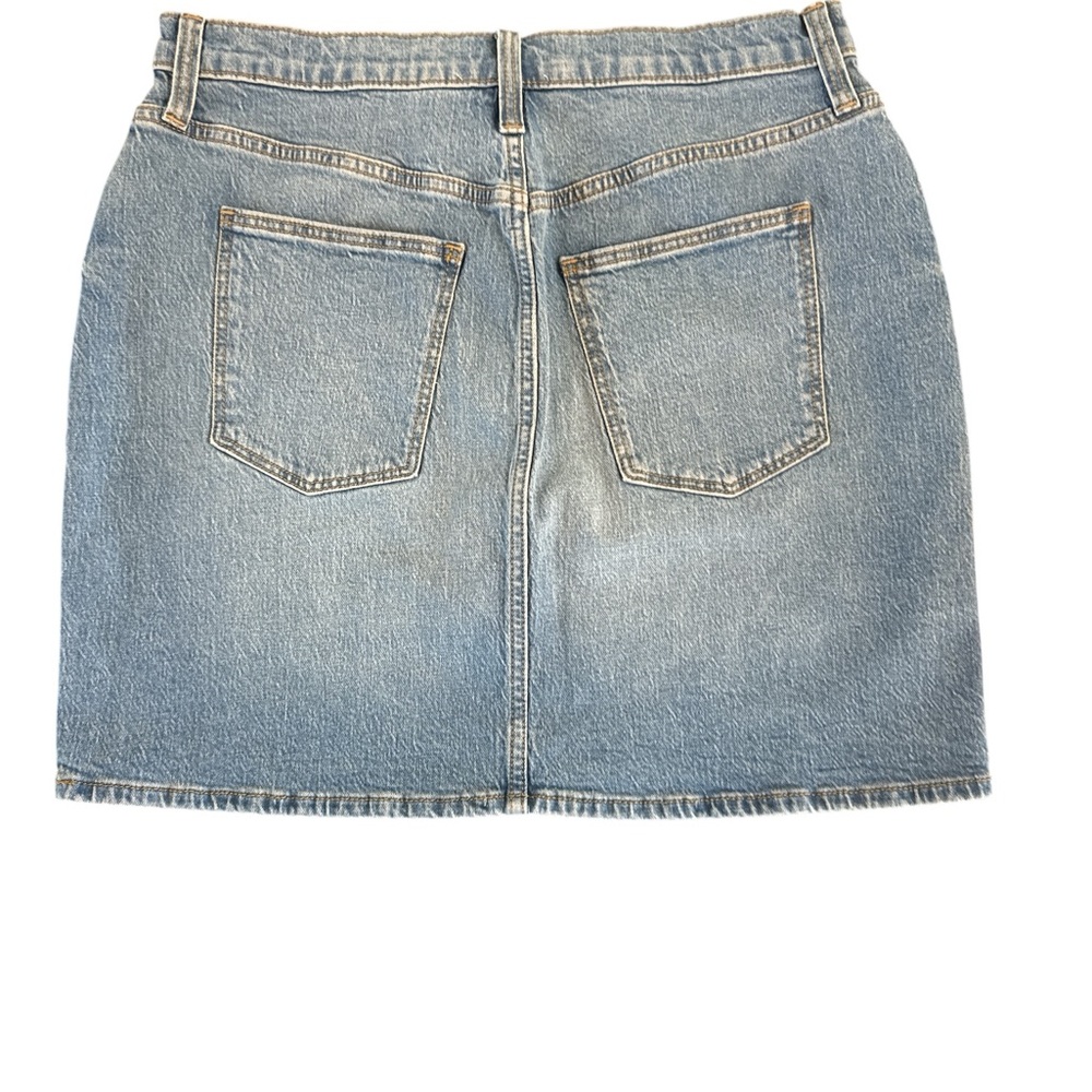 Universal Thread‎ Light Blue Denim Pencil Skirt - Picture 2 of 7